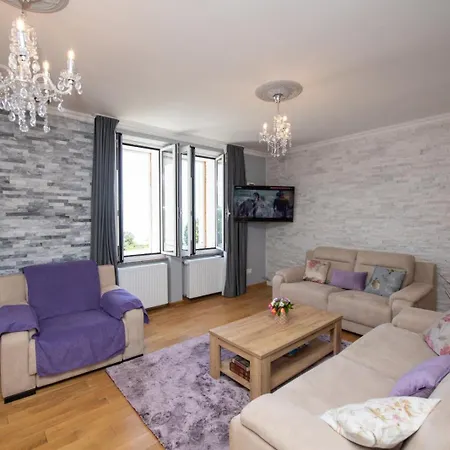Lejlighed In With Seaview, Balcony, Air Condition, Wifi 5025-4 Ika