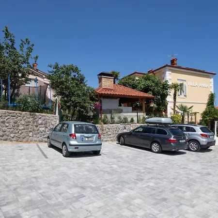 In With Seaview, Balcony, Air Condition, Wifi 5025-4 Lejlighed Ika