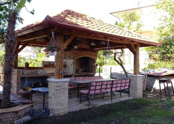 In With Seaview, Balcony, Air Condition, Wifi 5025-4 Διαμέρισμα