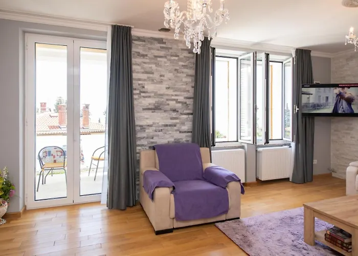 In With Seaview, Balcony, Air Condition, Wifi 5025-4 * Ika